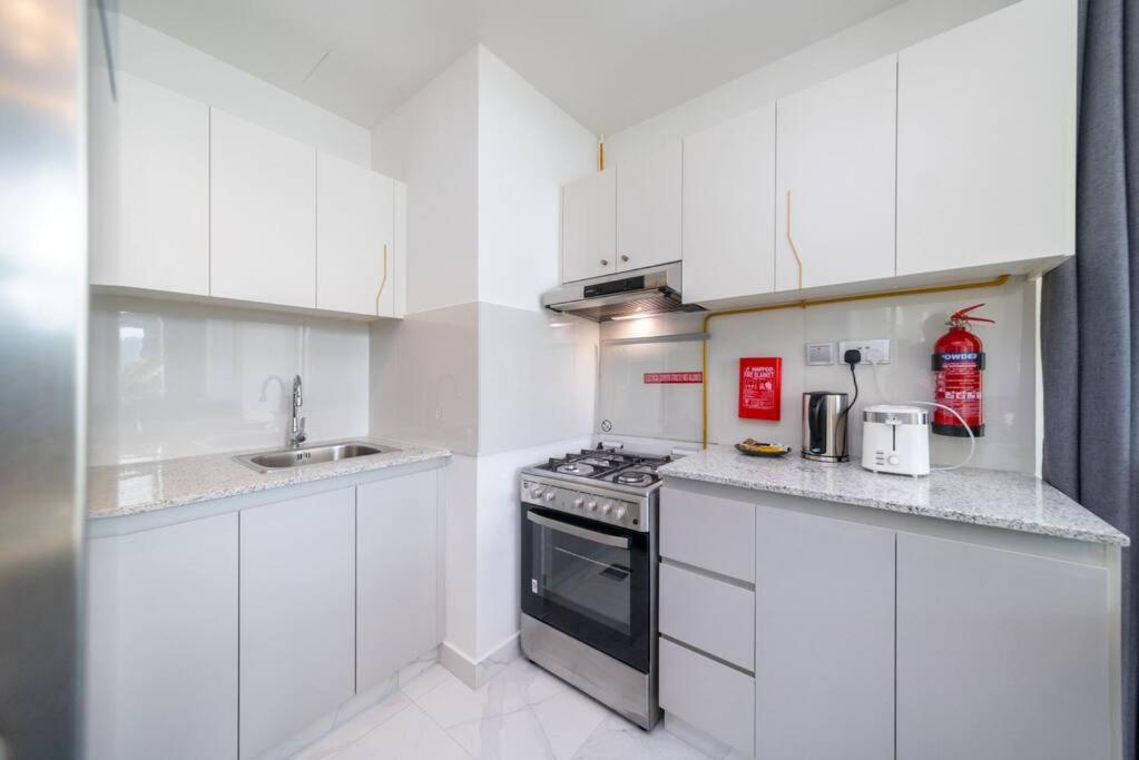 Millennium Binghatti, Business Bay - Mint Stay Dubai Exteriör bild