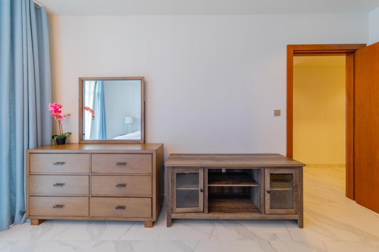 Millennium Binghatti, Business Bay - Mint Stay Dubai Exteriör bild